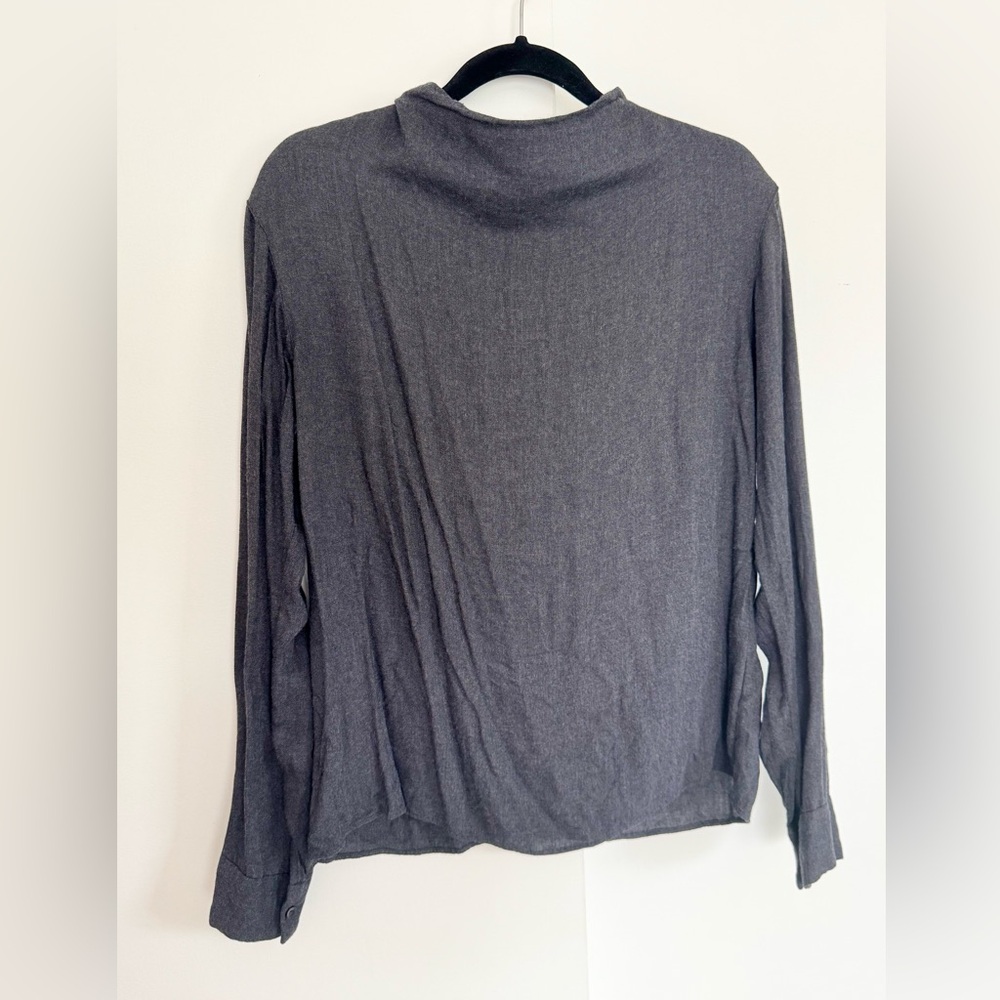 Uniqlo Charcoal Long Sleeve Top
